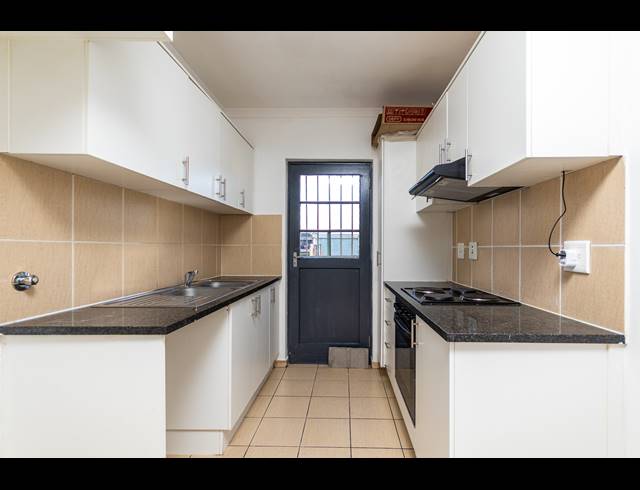 2 BEDROOM APARTMENT FOR SALE IN PARKLANDS